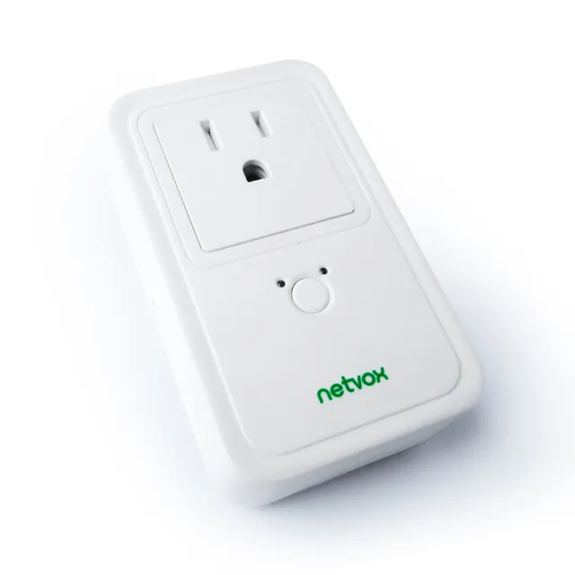 Power socket with power consumption monitoring